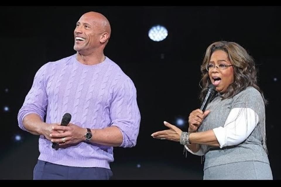 Oprah Winfrey y Dwayne Johnson lanzaron un fondo de 10 millones de dólares como apoyo a los afectados por los incendios forestales en Maui.