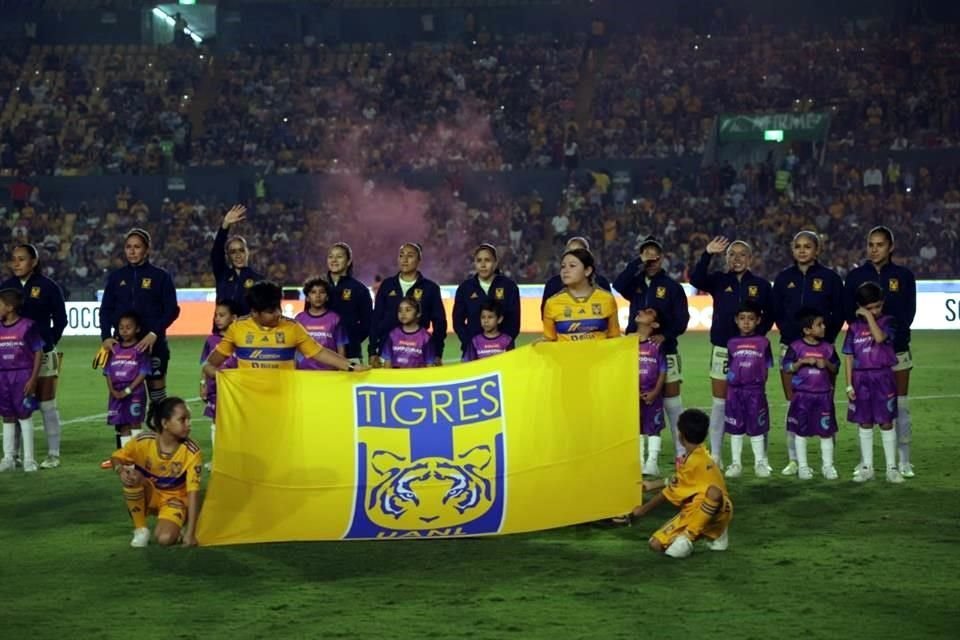 Repasa las acciones del duelo amistoso internacional entre Tigres Femenil y Barcelona Femenil, campeón de Europa.