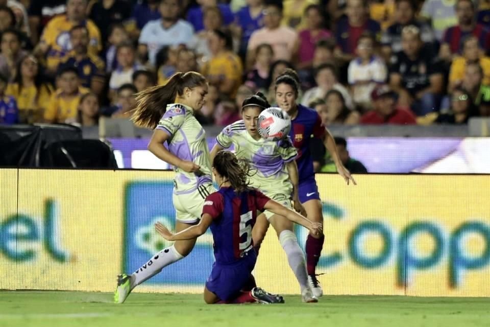 Repasa las acciones del duelo amistoso internacional entre Tigres Femenil y Barcelona Femenil, campeón de Europa.