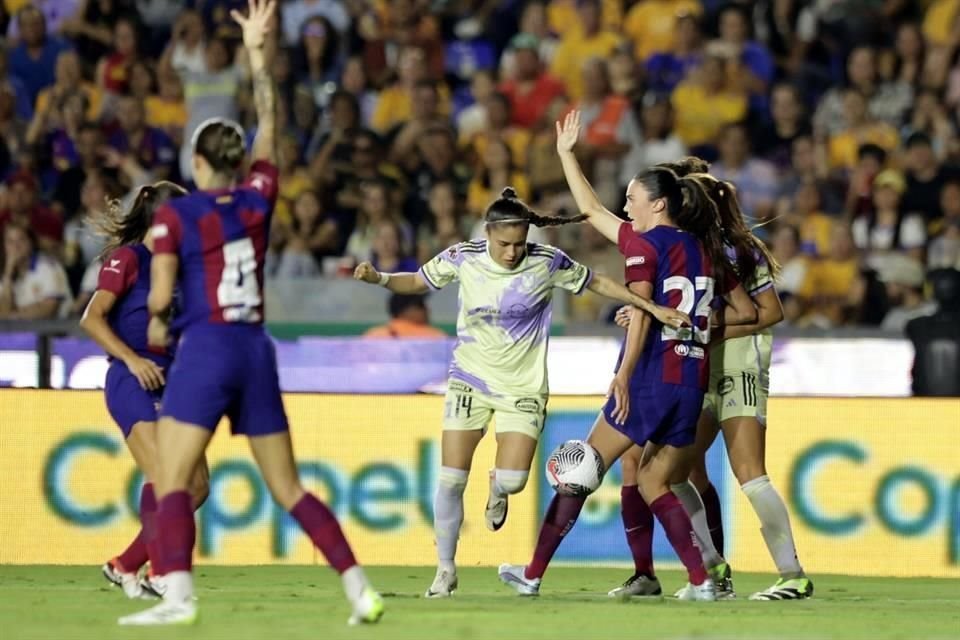 Repasa las acciones del duelo amistoso internacional entre Tigres Femenil y Barcelona Femenil, campeón de Europa.