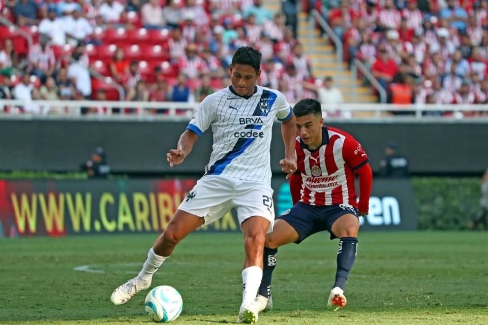 Con doblete de Sergio Canales, los Rayados volvieron a la senda del triunfo al vencer 2-1 a Chivas.