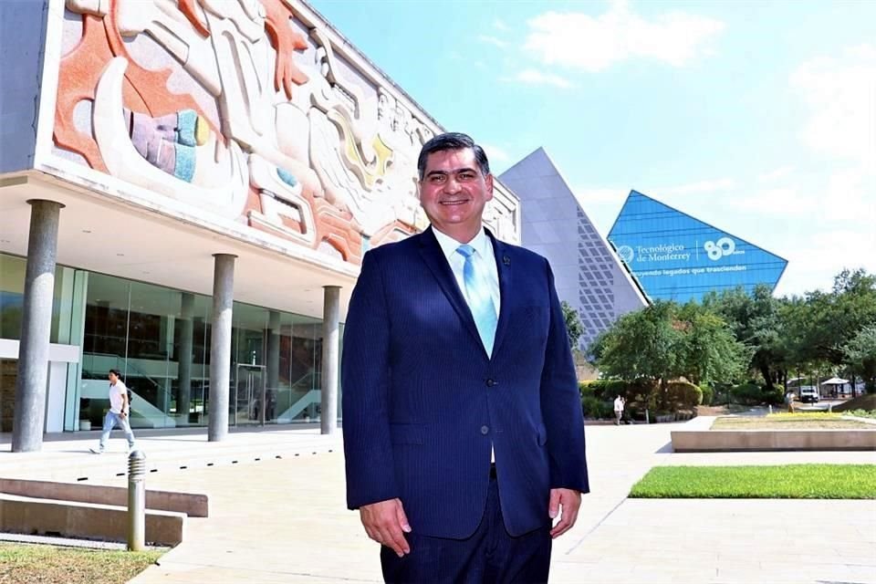 David Garza, Rector del Tecnológico de Monterrey.