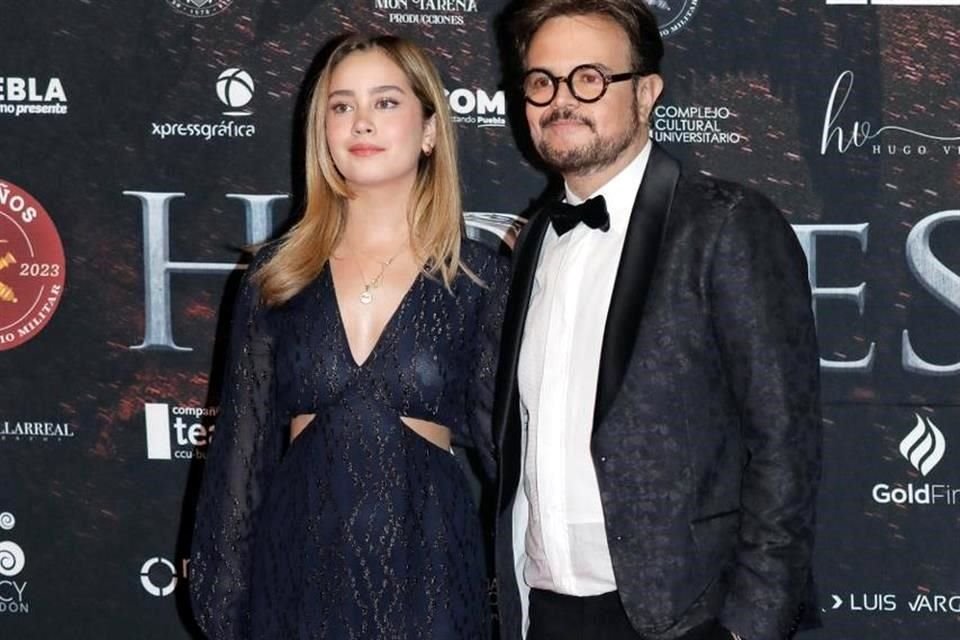 Aleks Syntek con su hija, quien aparece en el filme.