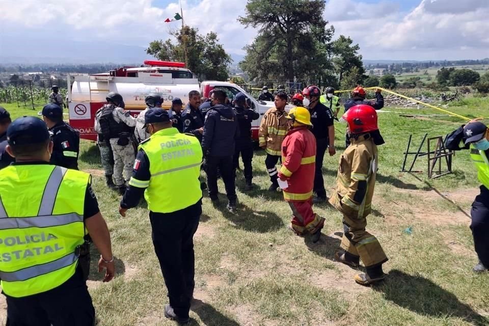 Al lugar llegaron servicios de emergencia para trasladar a los lesionados