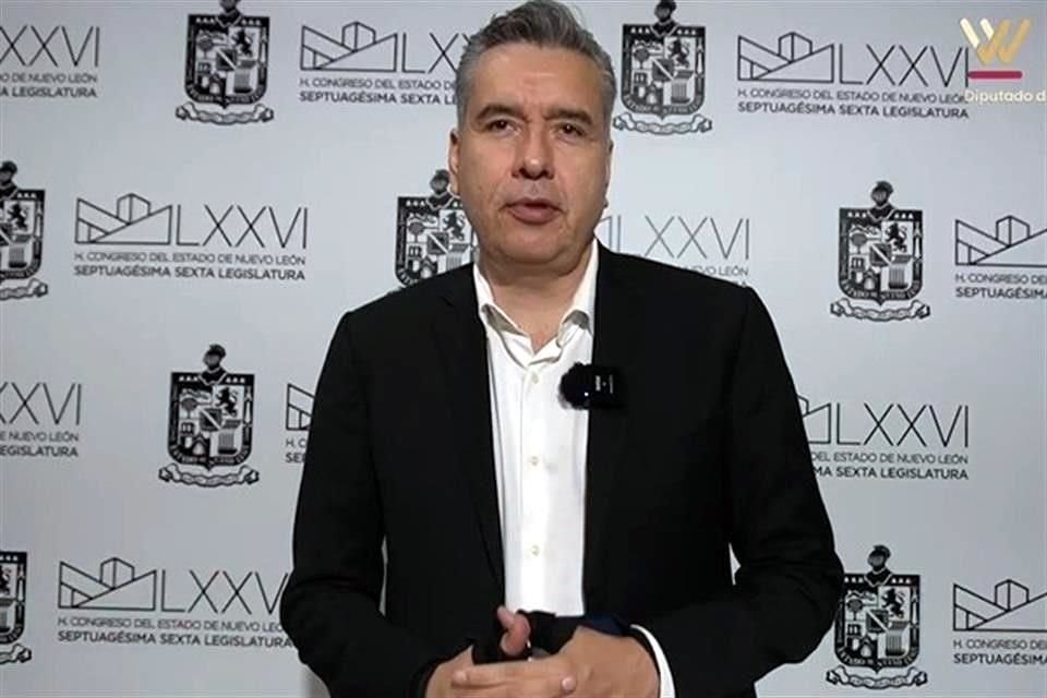 El coordinador de la bancada de Morena, el Diputado Waldo Fernández.