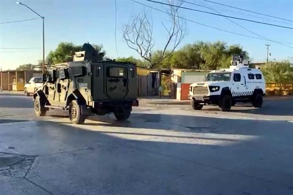 Vehículos militares recorrieron el sector desde temprana hora.