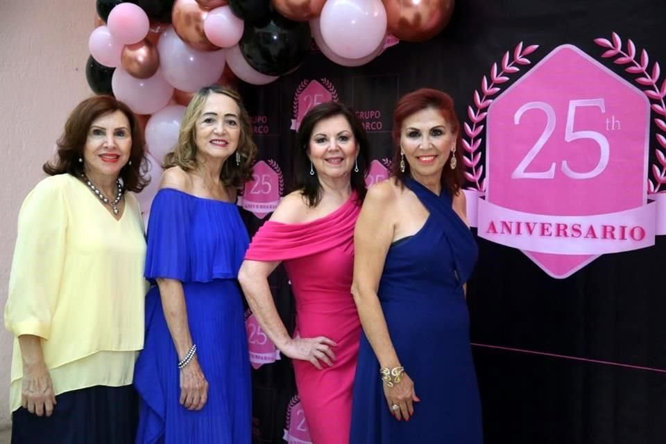 Martha Morales de García, Carmen Herrera, Maricela Guzmán y Paty García