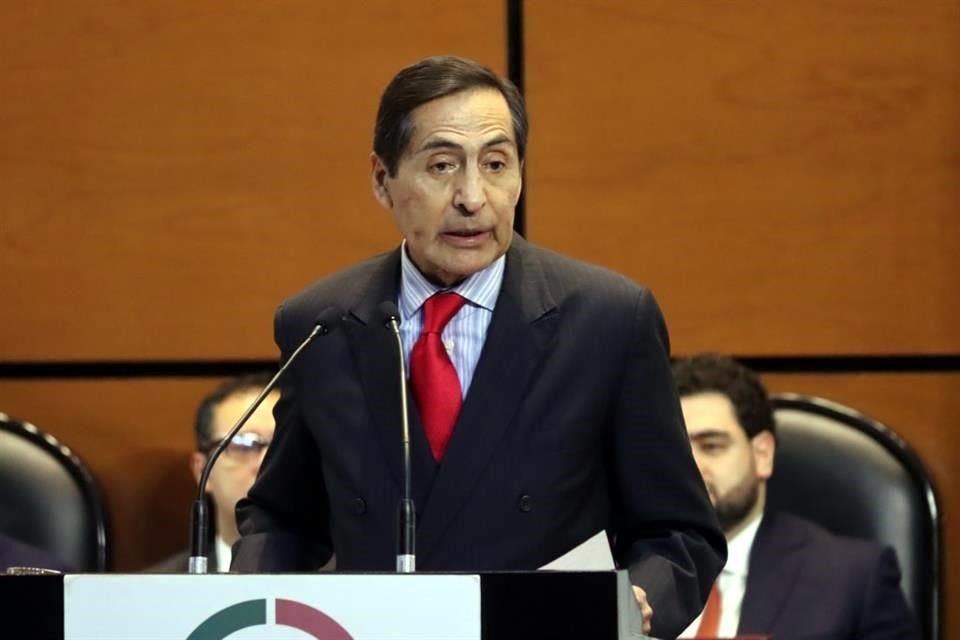 Rogelio Ramírez de la O, Secretario de Hacienda, entregó el proyecto de Presupuesto 2024 al Congreso.