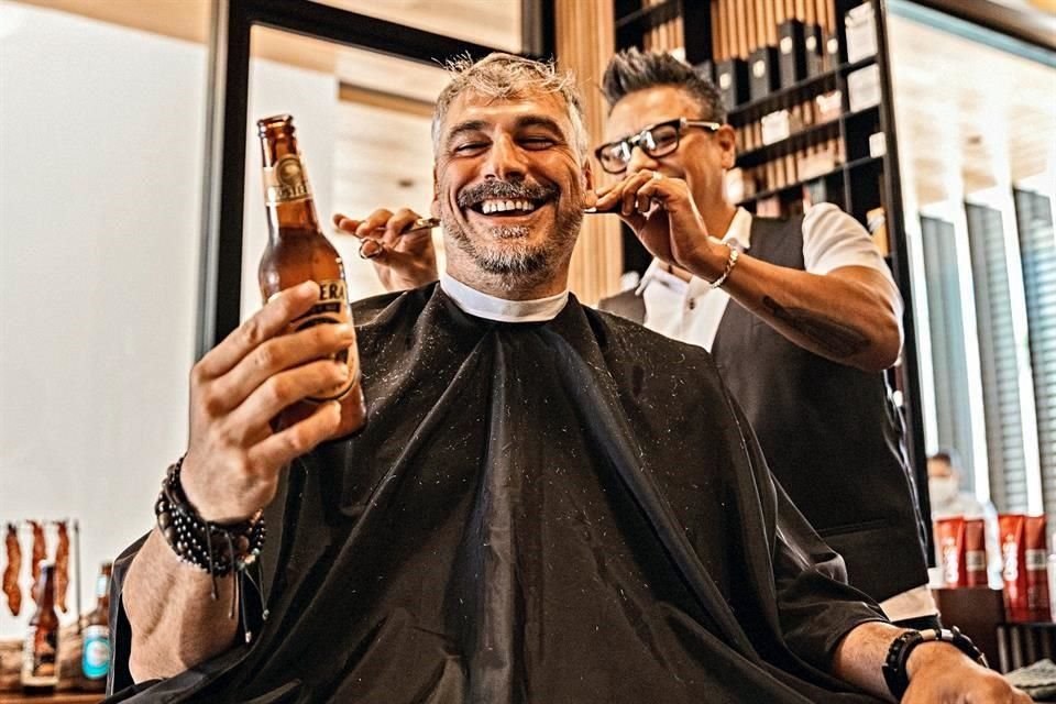 Barbería, Montage los Cabos.