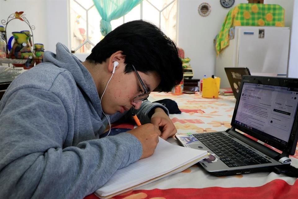 Alumnos de Jalisco
