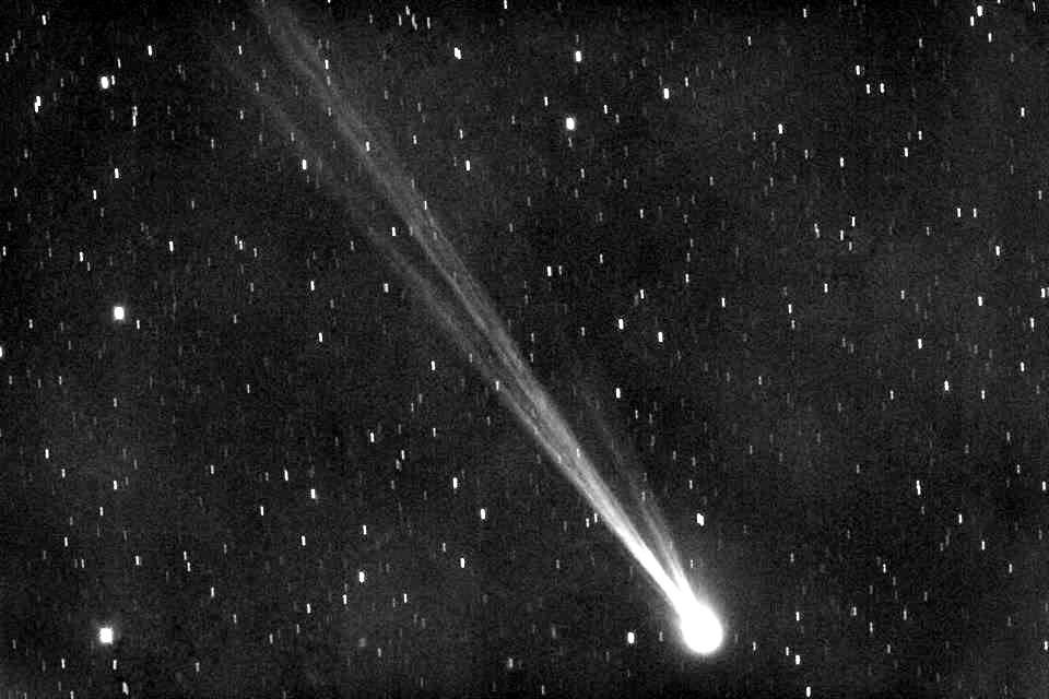 El cometa Nishimura surca el vecindario cósmico por primera vez en más de 400 años, 10 ó 20 años antes de que Galileo inventara el telescopio, se informó.