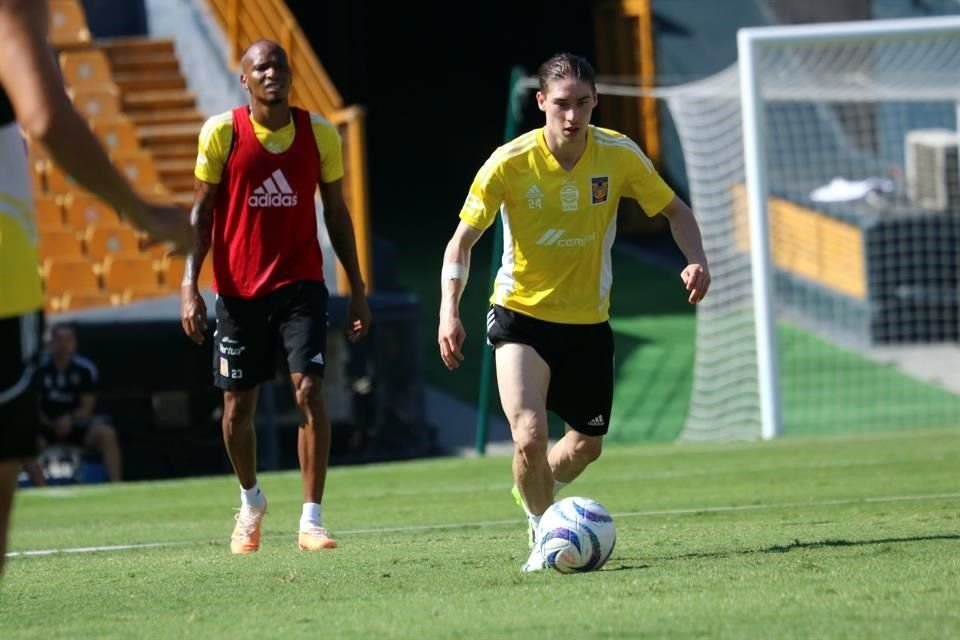 Marcelo Flores sostuvo hoy su primer entrenamiento con Tigres.