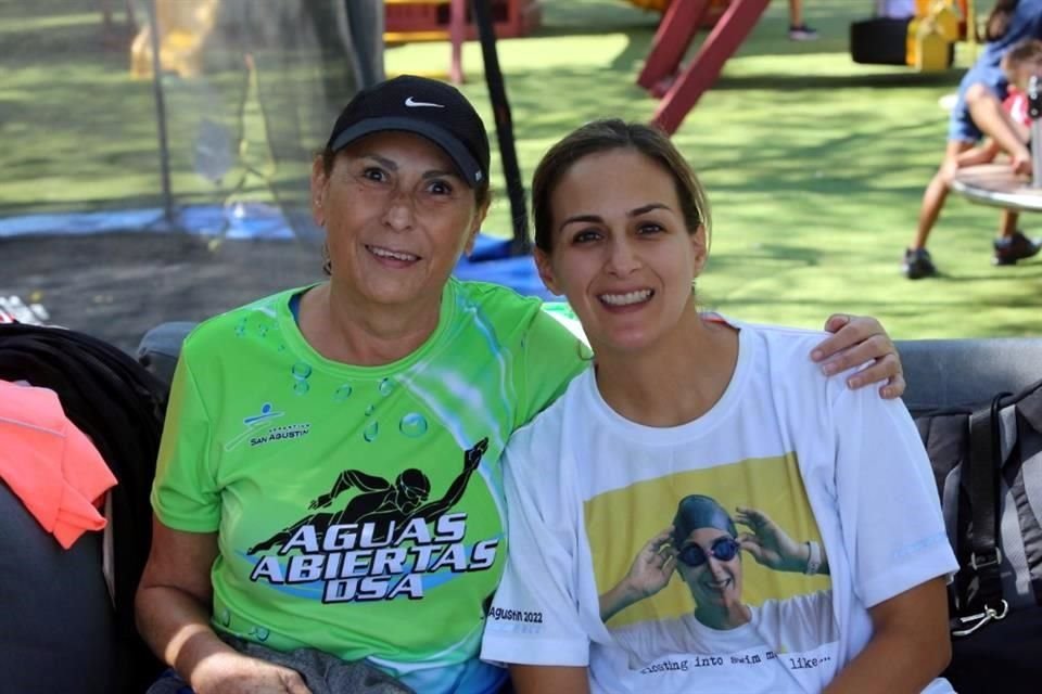 Bety Montaero y María José Torres