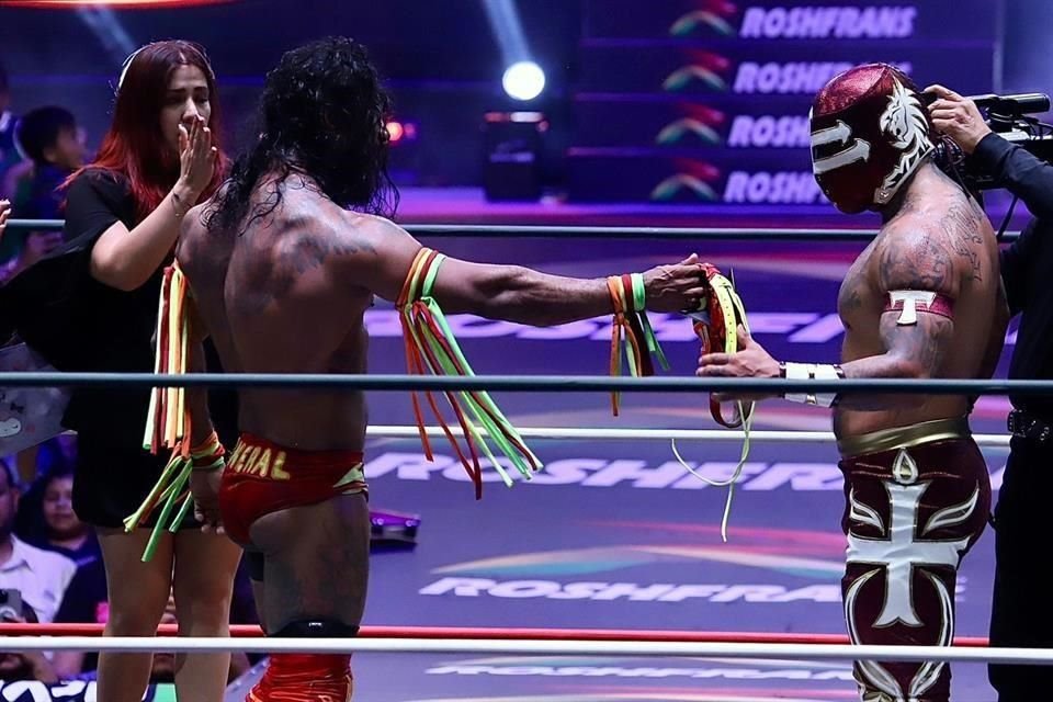 Templario salió airoso del 90 Aniversario del CMLL y se llevó la máscara del Dragón Rojo Jr.