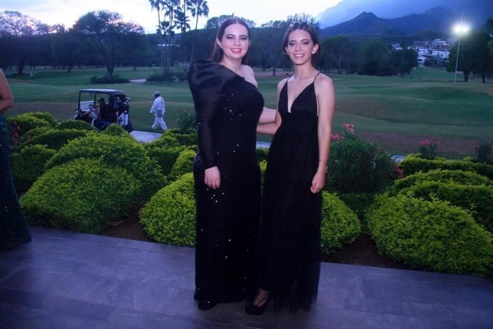 Daniela Montfort y Sandra Montfort