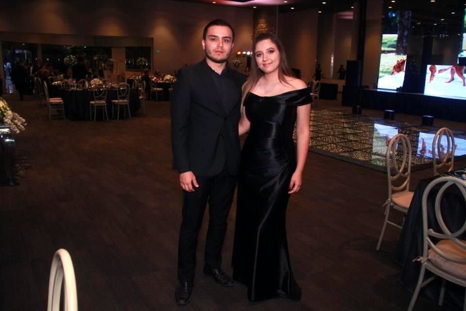 Raúl Hinojosa y Génesis Soto