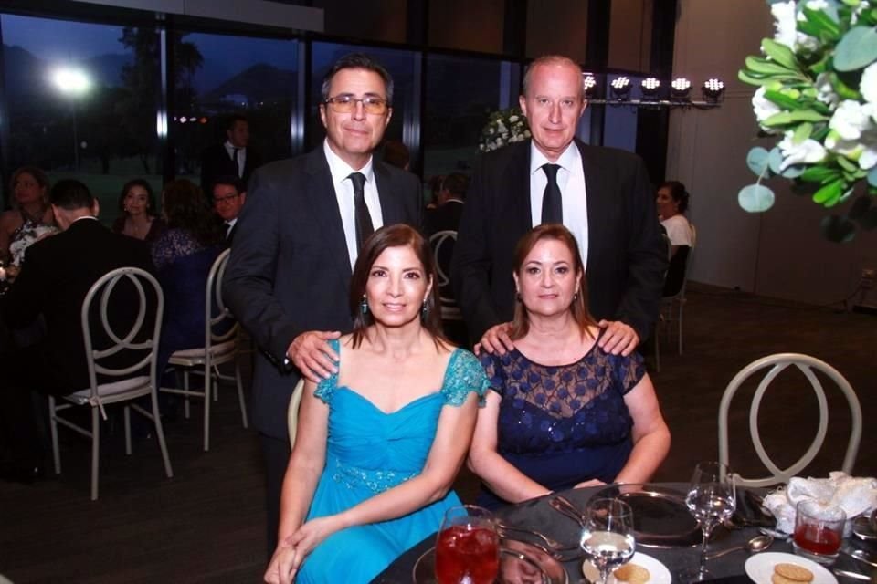 Gerardo Ramírez, Francisco Garza Leal, Claudia Martínez y Nora Rodríguez de Garza