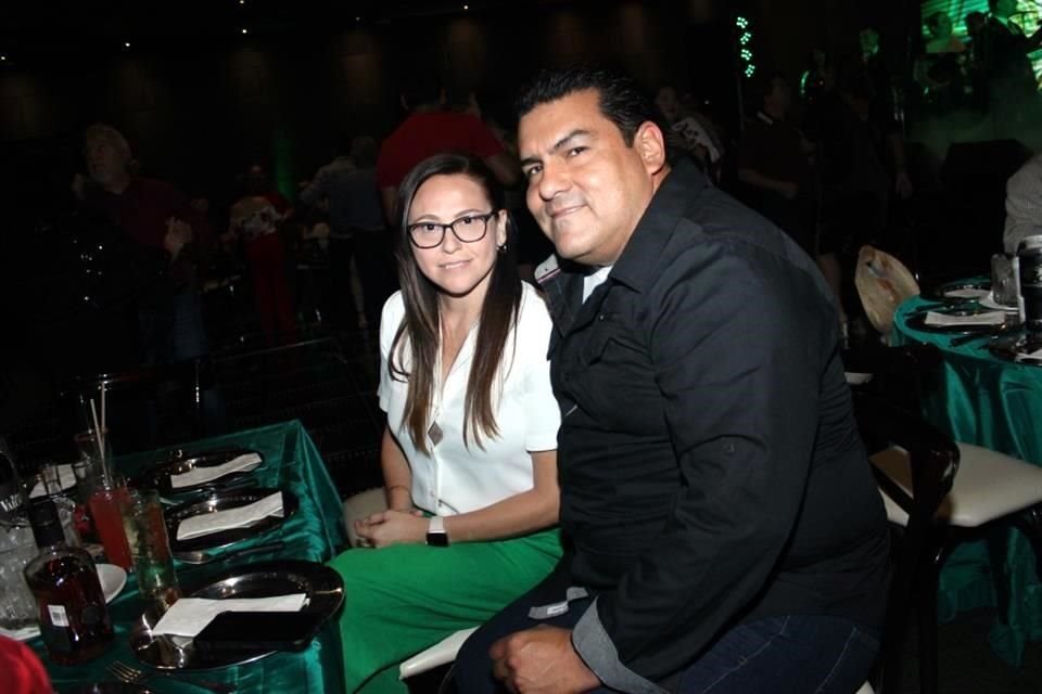 Myrna Vázquez y Félix Jiménez