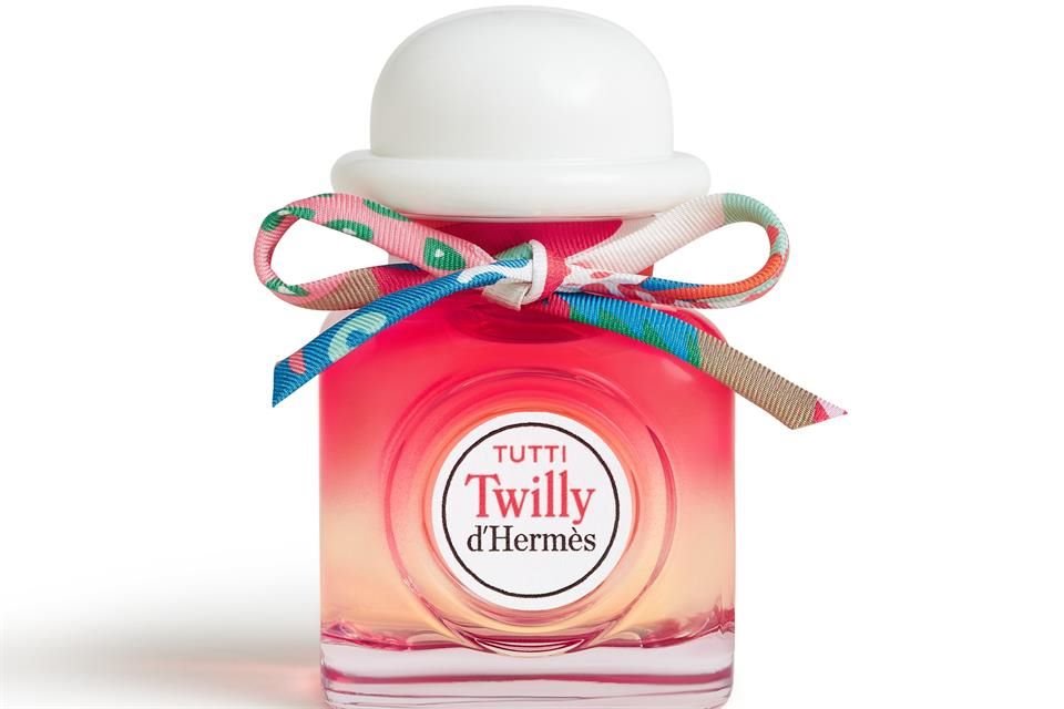 La firma de perfumería francesa Hermés anunció la salida de su nueva fragancia para mujer: Tutti Twilly D'Hermés.