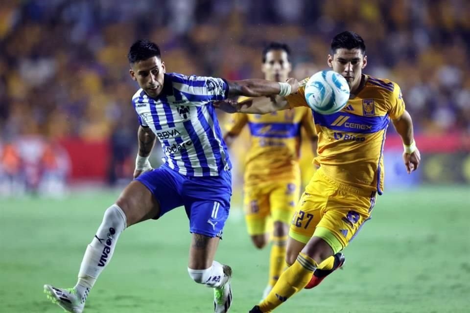 Con doblete de André-pierre Gignac, quien superó a Bahía como el máximo goleador del Clásico Regio, Tigres golea 3-0 a Rayados.