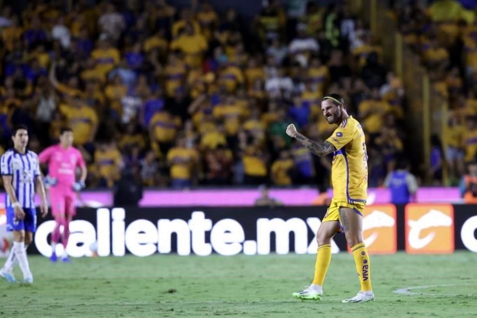 Con doblete de André-pierre Gignac, quien superó a Bahía como el máximo goleador del Clásico Regio, Tigres golea 3-0 a Rayados.