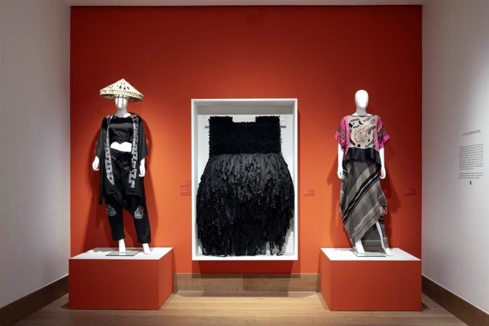 'Diseño en femenino, México contemporáneo' reúne 145 piezas y permanecerá en exhibición en Madrid hasta el 18 de febrero.