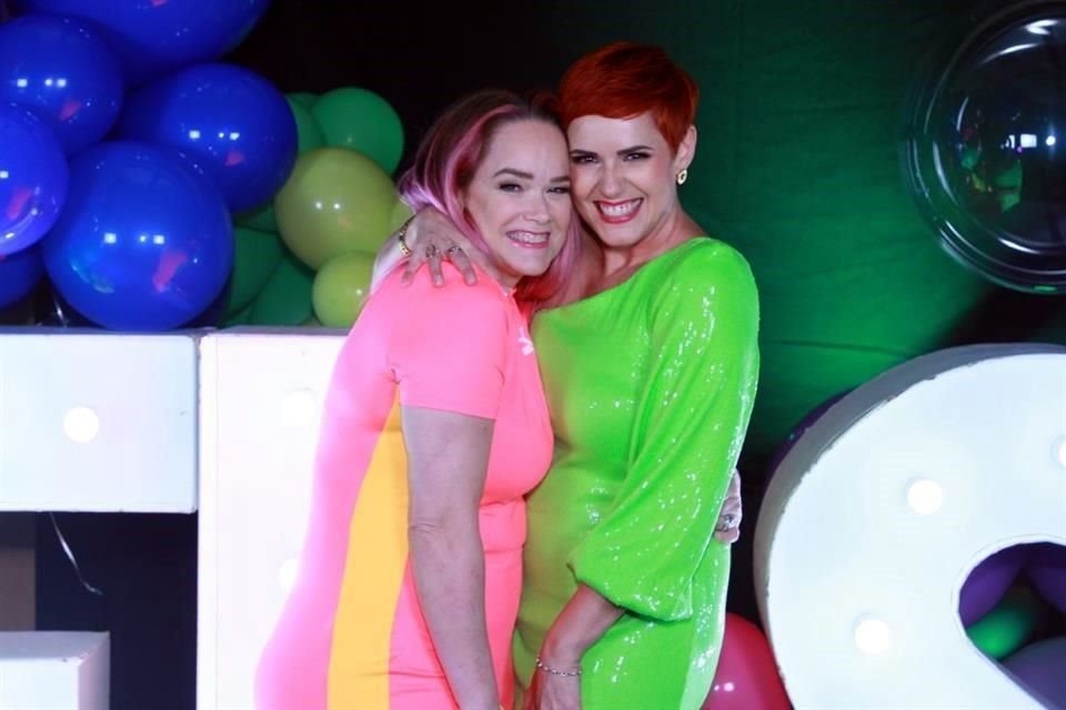 Patricia Guerra Garza y Elsa Guerra de Bruster