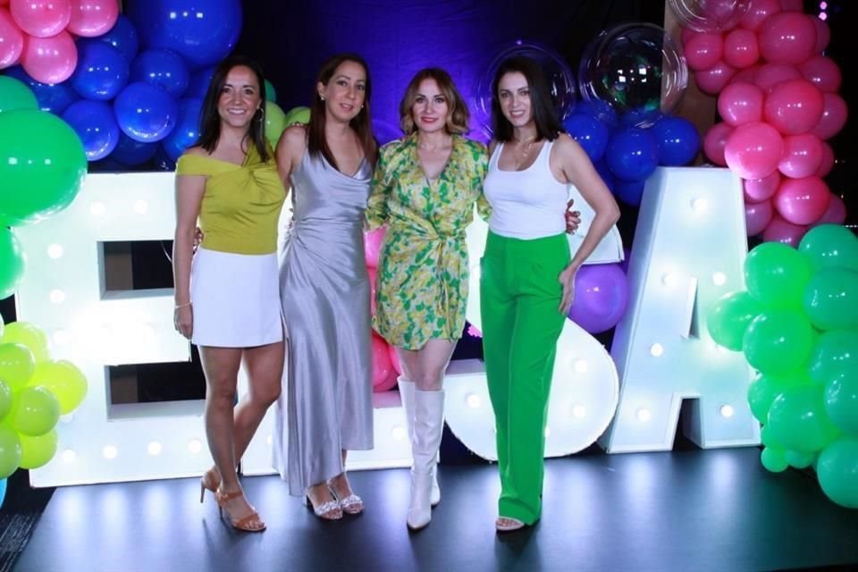 Lily Barba, Jenny Rodríguez, Irma Palomo y Priscilla Fonseca