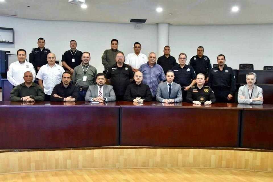 En la reunión estuvieron autoridades de Seguridad municipales, estatales y de la Fiscalía General del Estado.