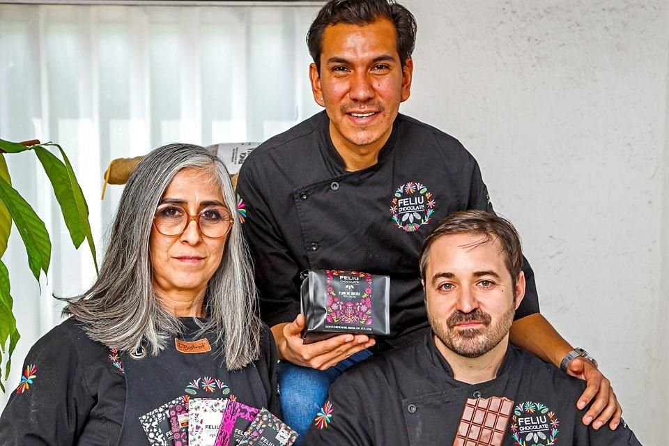 El equipo detrás de Feliu Chocolate: Lourdes Sila, Sergio Calva y Víctor Feliu.