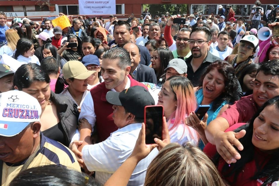 Omar García Harfuch realizó un evento político como parte de su recorrido en las 16 alcaldías ahora en frente de líderes vecinales de Álvaro Obregón.