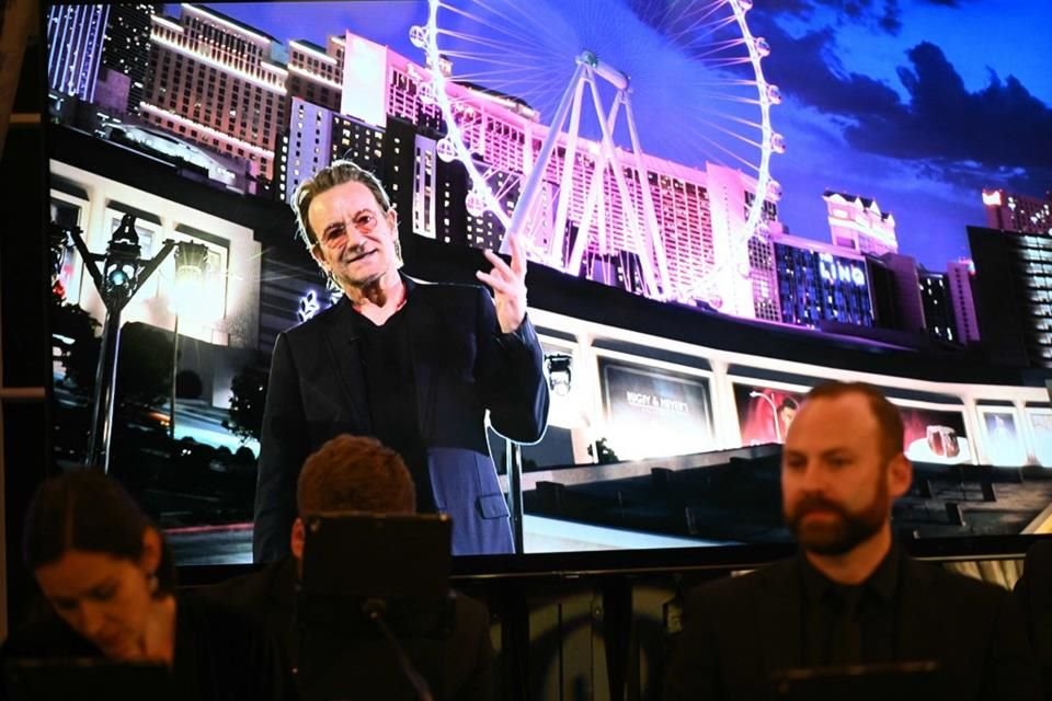 La banda U2 asombró en Las Vegas con su concierto inmersivo en esfera, deslumbrando con éxitos y experiencias visuales para 18 mil fans.