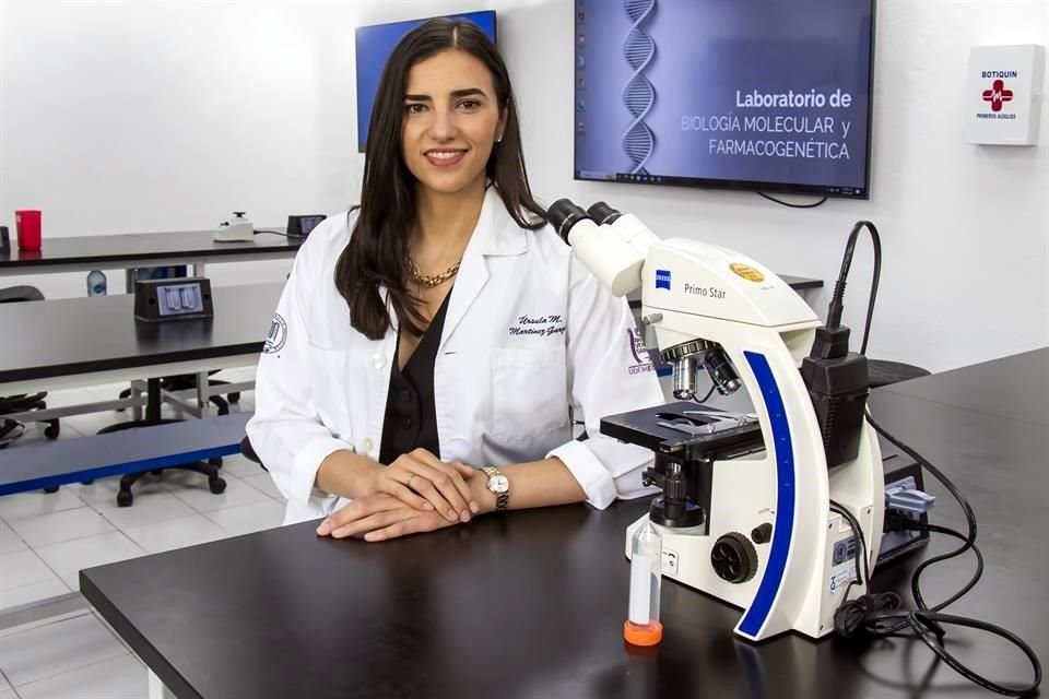 Úrsula Monserrat Martínez Garza, doctora en Biomedicina.