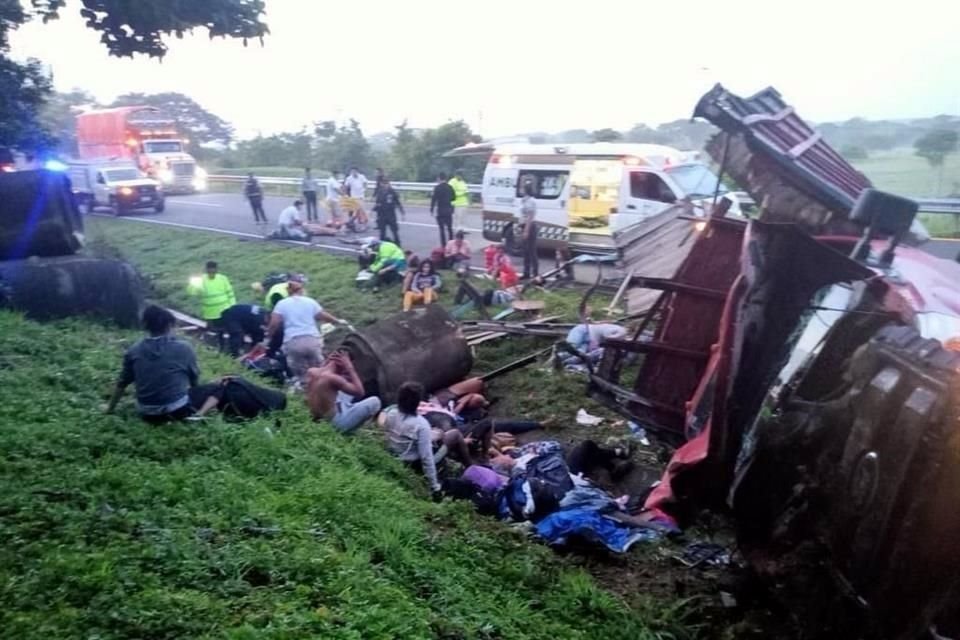 Los lesionados fueron llevados al hospital comunitario en Pijijiapan.