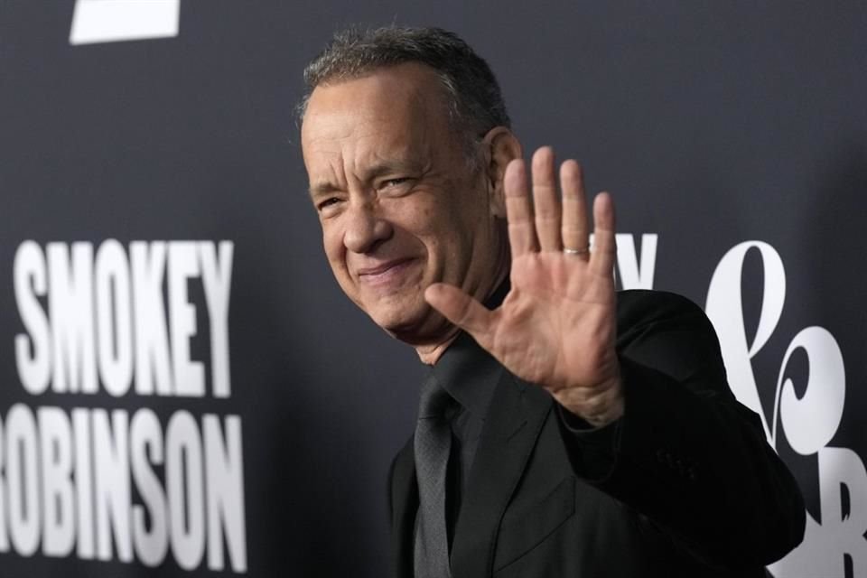 El actor Tom Hanks alertó sobre un anuncio para promocionar un plan dental donde usaron inteligencia artificial para suplantarlo.