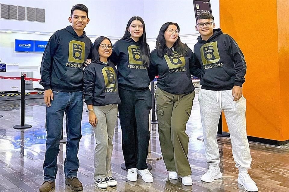 Programa Becas al Extranjero mediante el cual jóvenes tienen la oportunidad de estudiar 5 meses en el extranjero todo pagado.