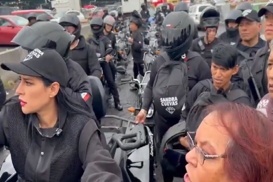 Morena CDMX pidió a Sandra Cuevas informe sobre la procedencia de los vehículos en los que se trasladó; cuestionó su comportamiento en lo que llamó incursión violenta y con autoritarismo a la Ceda.