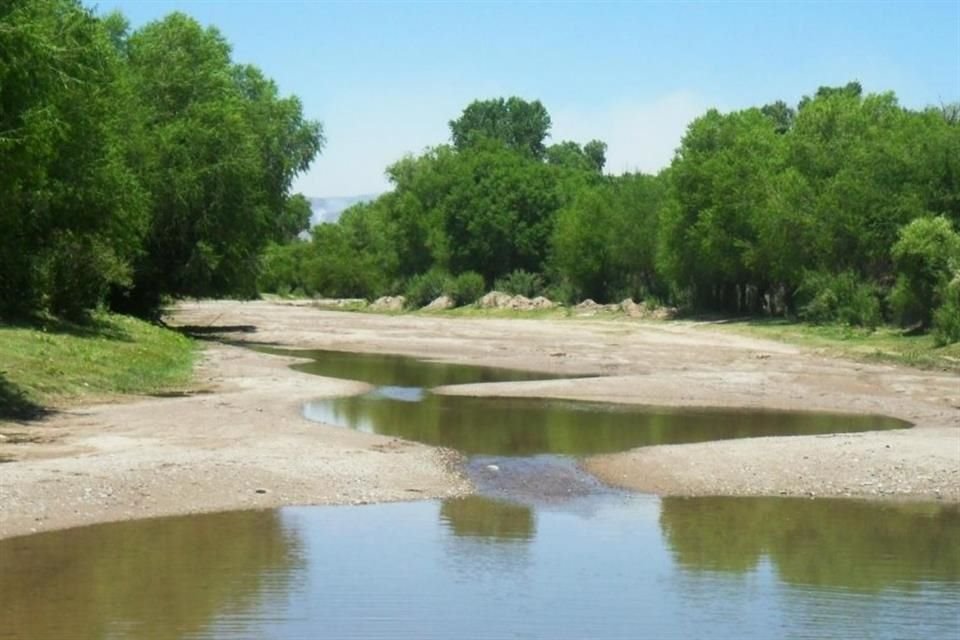 A casi 10 años del accidente, se estima que se vertieron al medio ambiente 40 mil metros cúbicos de sulfato de cobre acidulado y metales pesados de la mina Buenavista del Cobre.