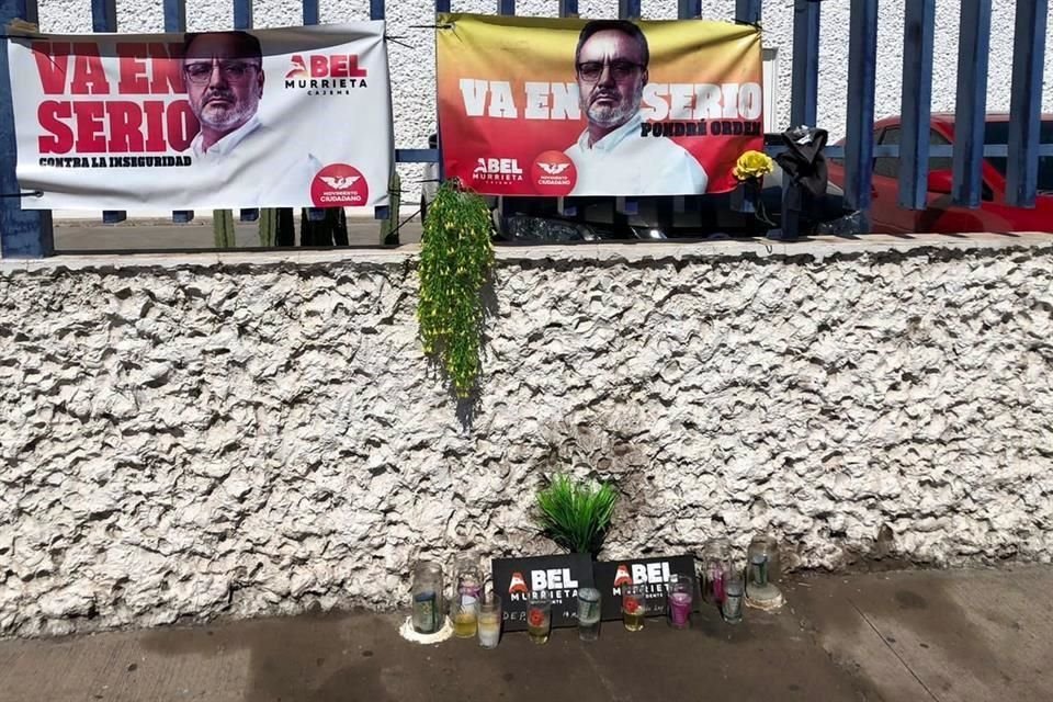 En 2021, se rompió récord de violencia contra aspirantes a puestos públicos. En la imagen, una ofrenda en memoria de Abel Murrieta, aspirante de MC al Gobierno de Cajeme, Sonora.