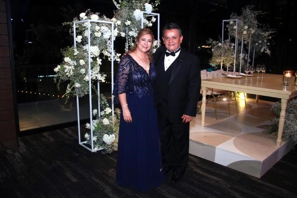 Myrna Lozano de Andrade y Gustavo Andrade Álvarez