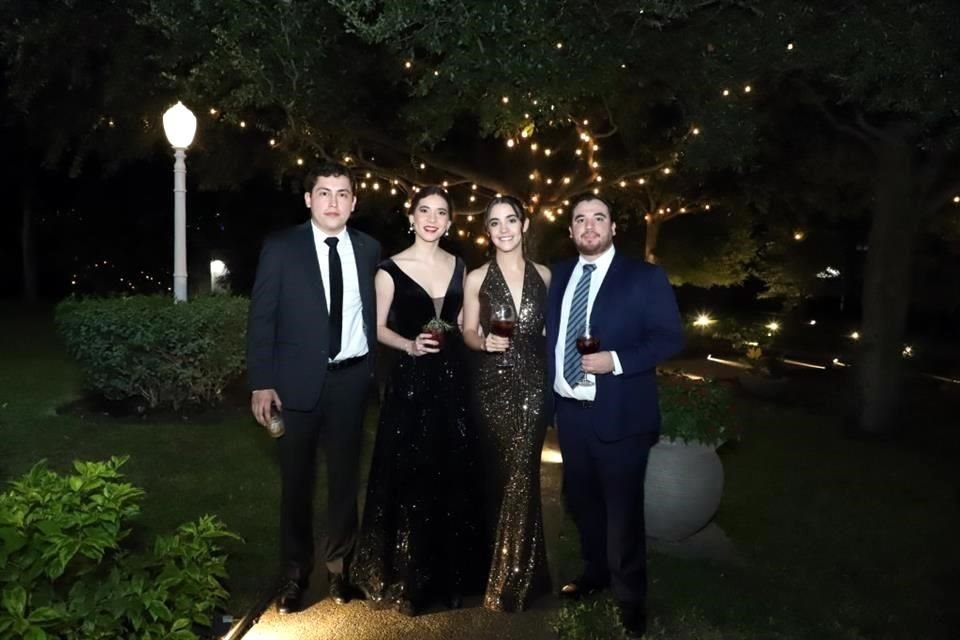 Alfonso Pérez, Ana Paula Leal, Ana Garza y Braulio Montañez