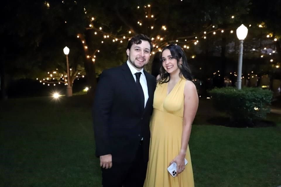 Lucas Salinas y Andrea Savloff
