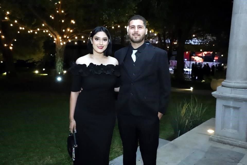 Alejandra Sandoval y Aldo Robles