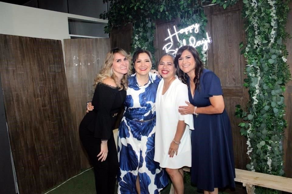 Isela Saldivar, Brenda Villarreal, Sanjuana Guerra y Verónica Valdez