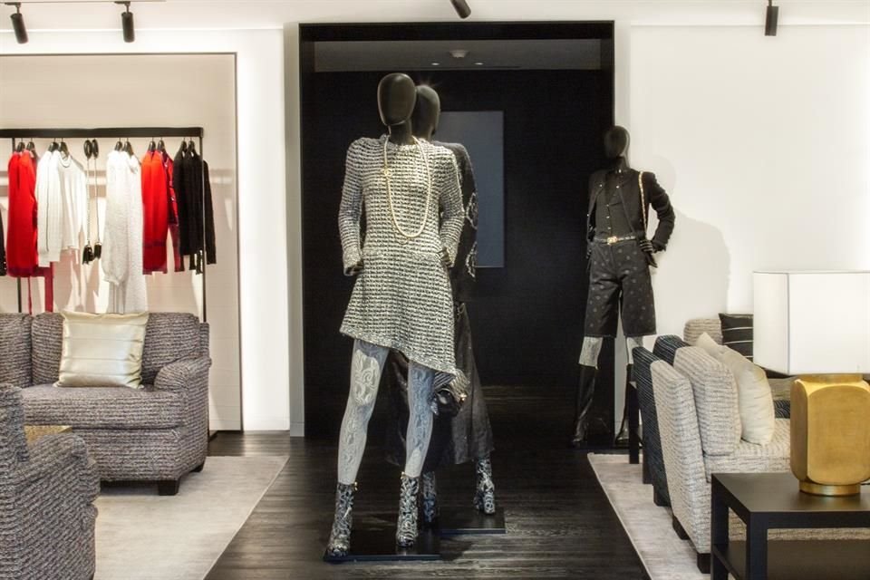 La firma de moda Chanel anunció la inauguración de su nueva boutique temporal en la plaza ARTZ, Ciudad de México.