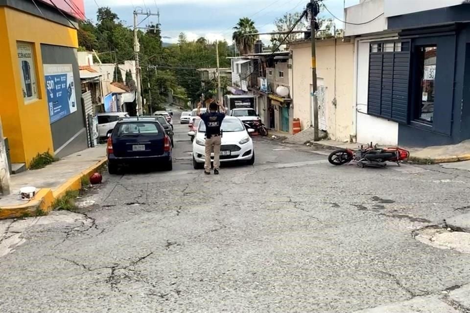 En el lugar del ataque fue hallada una moto.