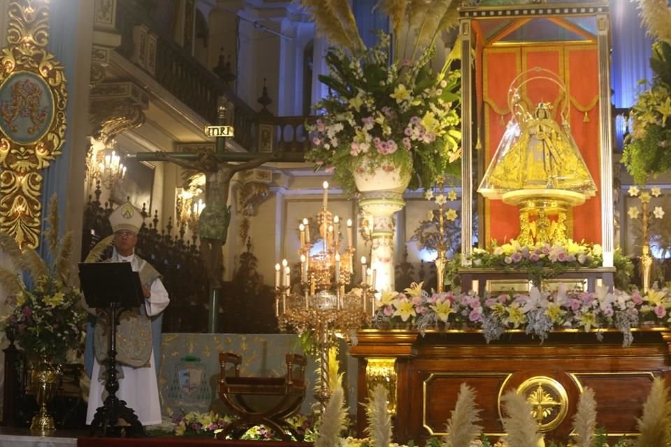 Miles de fieles acamparon en las inmediaciones de Catedral, donde la Virgen de Zapopan pasó la noche, en esta edición 289 de la Romería.