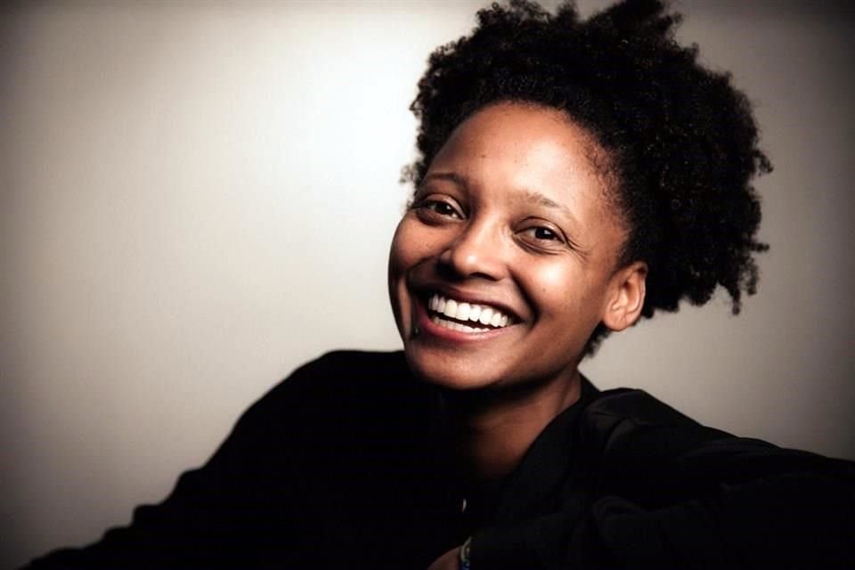 Tracy K. Smith, ganadora del Premio Pulitzer 2011 por 'Vida en Marte', no asistirá a la FIL regia.