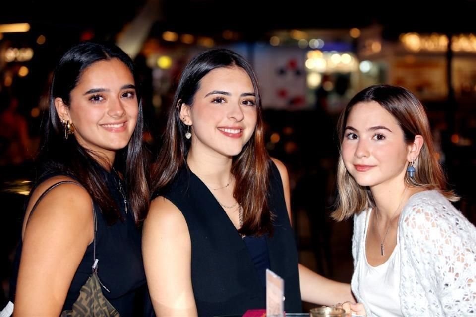 Caro Arizpe, Miranda Denigris y Luciana Polin