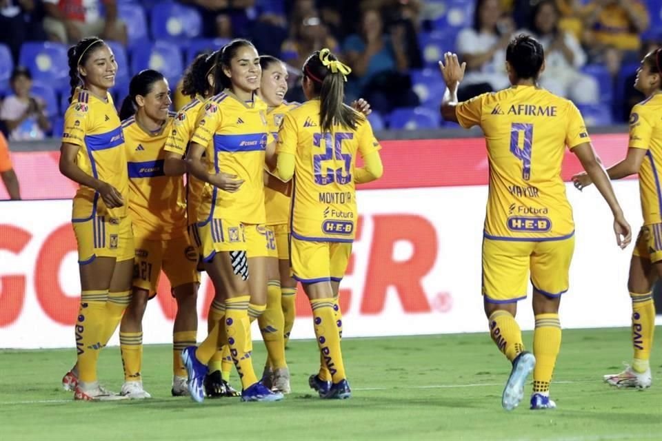 Imágenes del partido entre Tigres Femenil y Cruz Azul.